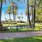 Large In Playas Del Duque