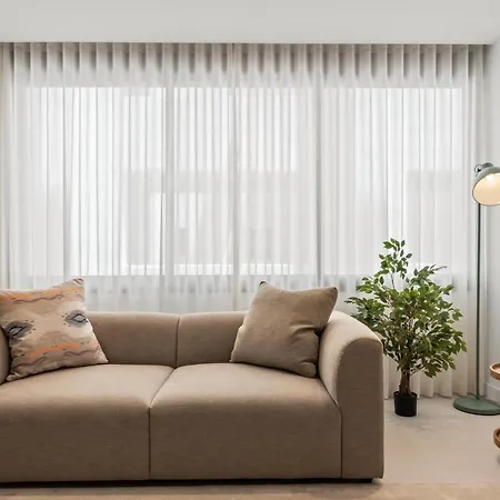 Large In Playas Del Duque דירה מארבלה