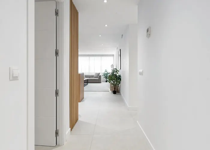 Large In Playas Del Duque Apartment Marbella