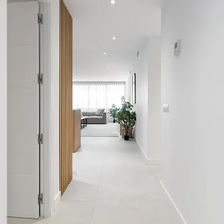 Large In Playas Del Duque Apartament Marbella