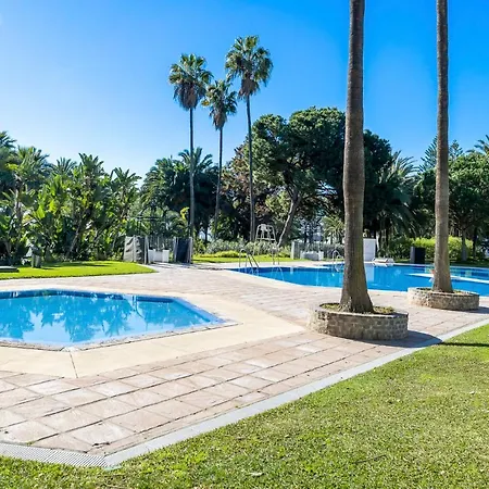 Apartamento Large In Playas Del Duque